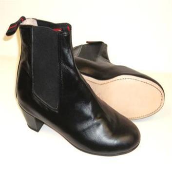 2010 Flamenco Ankle Boot in leather,  leather sole